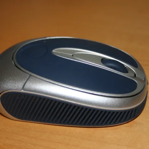 Wireless optical mouse (2.4 GHz)